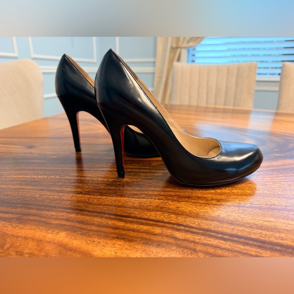 CHRISTIAN LOUBOUTIN Kid Simple 100 Black Kidskin Leather Pumps SZ39 / 8 1/2 4”H - Picture 9 of 13